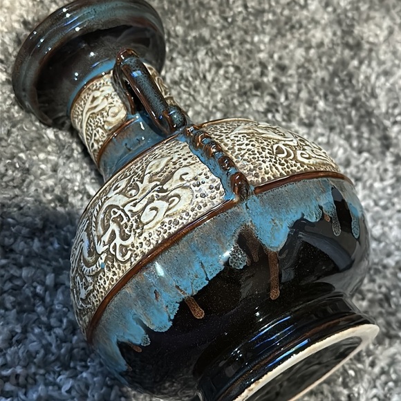 Art Pottery Asian Inspired Drip Glaze Ceramic Handled Vase with Dragon Motif - Picture 7 of 13